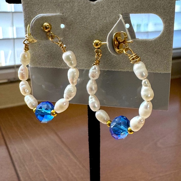 SALE!!! Rice Pearl Hoop Earrings with Bead or Crystal Accent - Picture 5 of 12